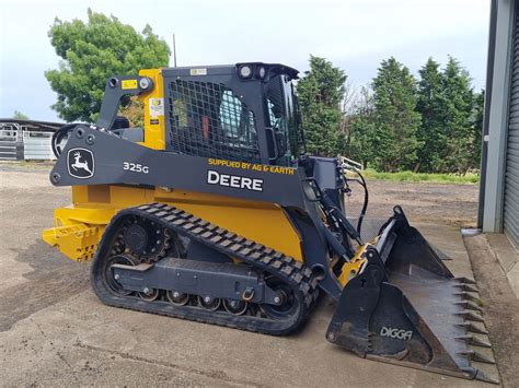 SKID STEER 